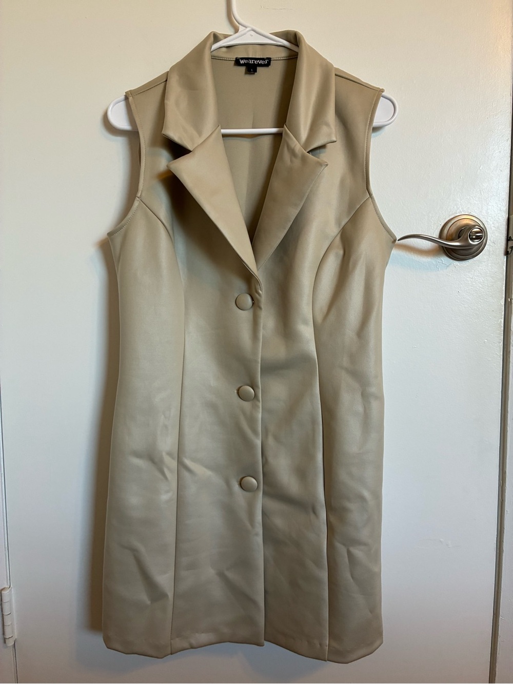 Waif & Worx Sleeveless Button-Front Cream Dress